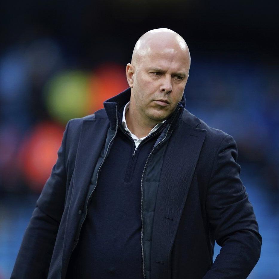 Liverpool manager Arne Slot handed 2-match touchline ban for confronting match officials